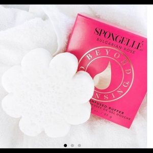 Spongelle Body Wash Infused Buffer- Bulgarian Rose